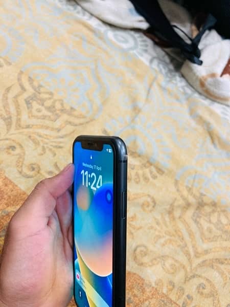 iPhone 11 64gb Factory 5