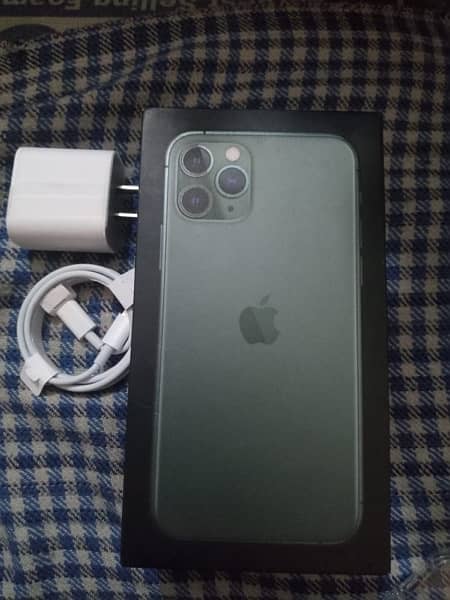 I phone 11 pro Non PTA 256 GB 10