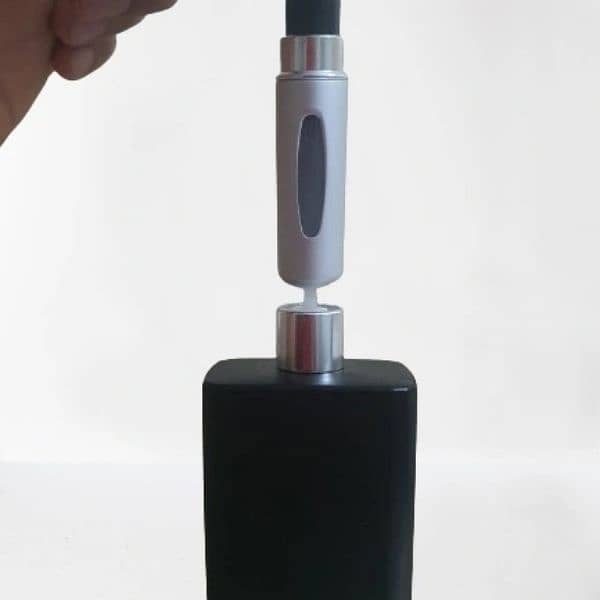 Portable mini refillable perfume atomizer liquid container aluminum. 4
