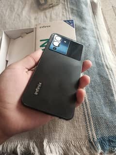 Infinix Note 12 8/128 with box.