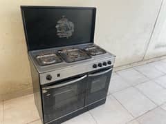 Cooking Range in good condition.