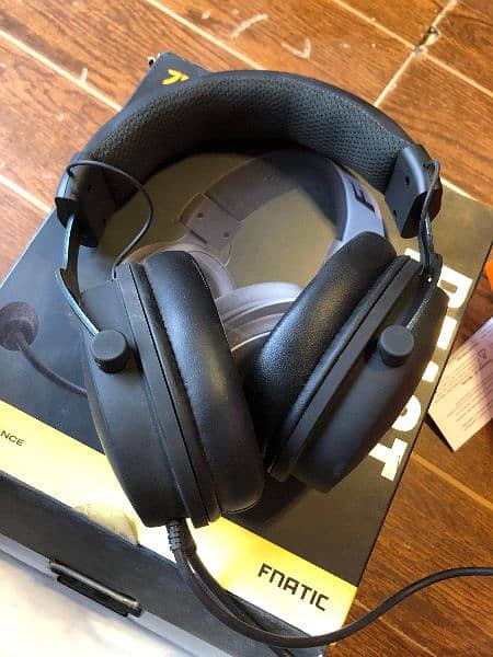 Fnatic React Gaming Headset for Esports 11