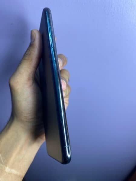 iphone 11 pro max 256 gb pta approved 4