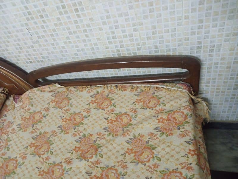 single bed without matrices for sale 3
