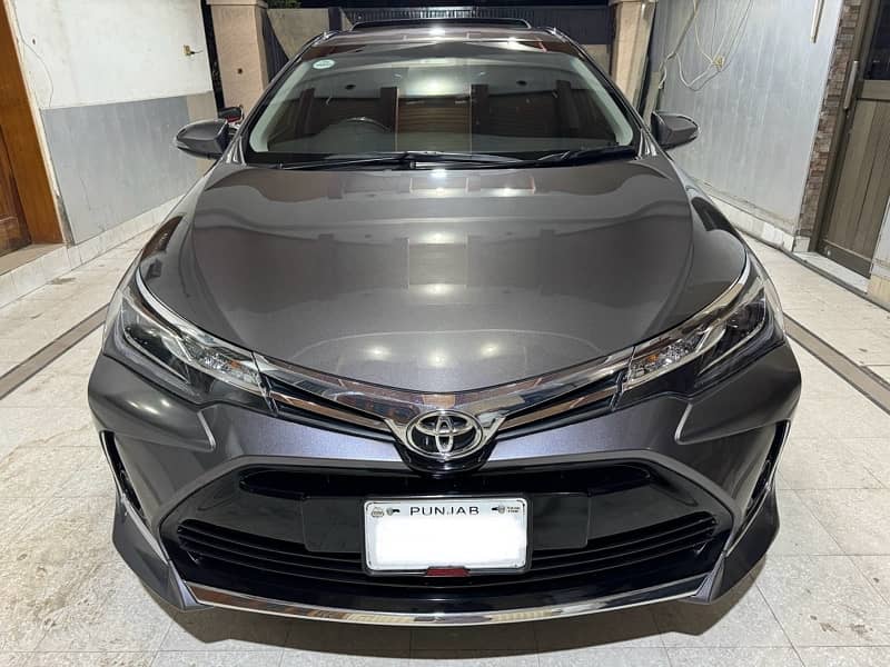 Toyota Corolla Altis Grande X CVT-i 1.8 (Black Interior) Model 2022 1