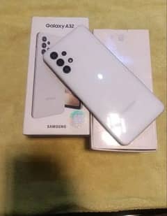 Samsung galaxy a32 lush condition neat and clean 032/7 092/3936 0