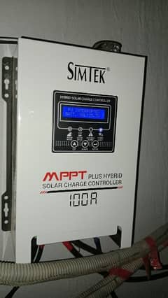 Simtek 100 Amps Mppt  Hybrid Solar Charge Controller