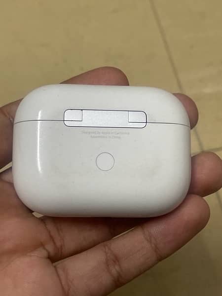 Apple AirPods pro 0