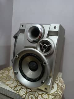 JVC speakers set with woofer