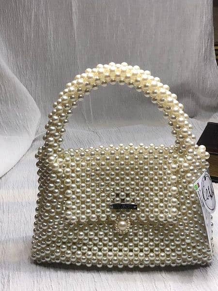 white glass pearl beaded bag 2