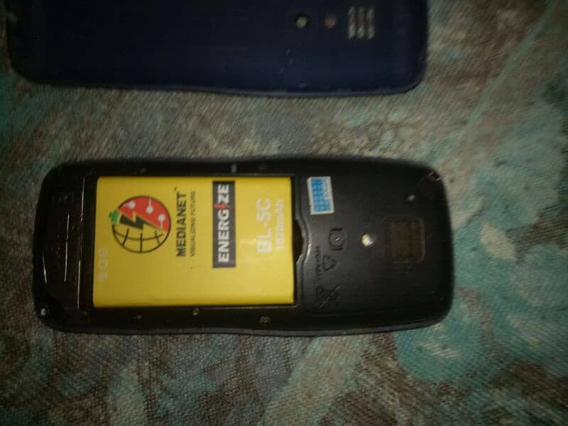 give mobile Dubal SIM Approved SD card working 10by10condition 6