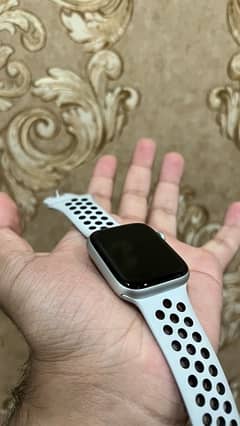 Apple Watch Series 5 nike edition 44mm
