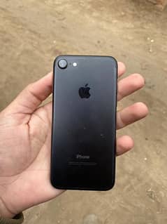 Iphone7 pta approved 32gb with box all okay 0