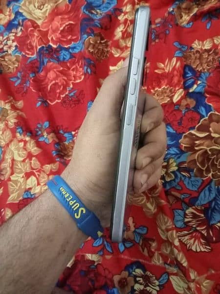 tecno spark go 2023 model 4gb ram 64gb rom with charger no box 6