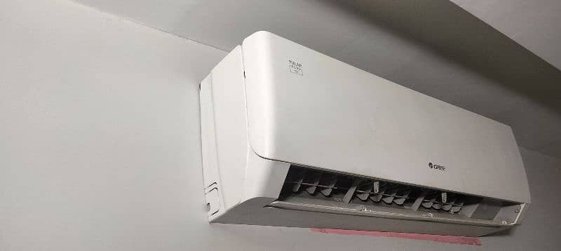 gree inverter ac 1.5 ton for sale 2