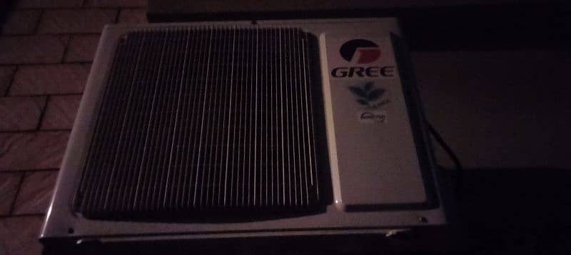 gree inverter ac 1.5 ton for sale 5