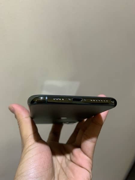iPhone 11 pro max 64gb approved 2