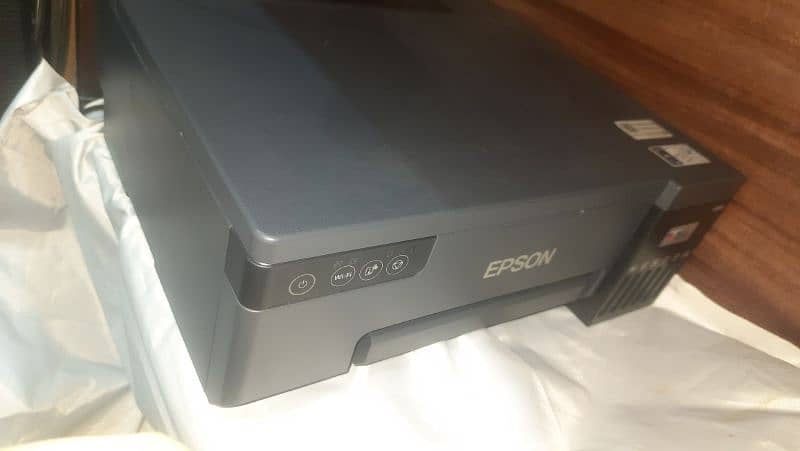 Epson L8050 New printer with original ink hp scanner 4