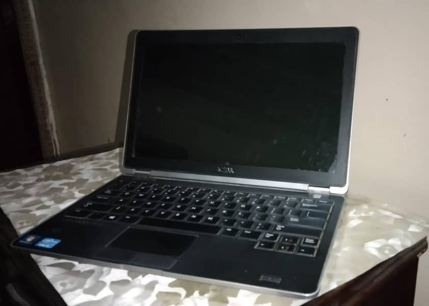 Dell latitide E6230 laptop for sale 6