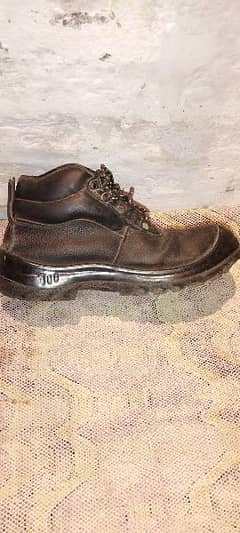 PURE LEATHER REAL RANGER SHOES 42 SIZE ORIGNAL CONDITION
