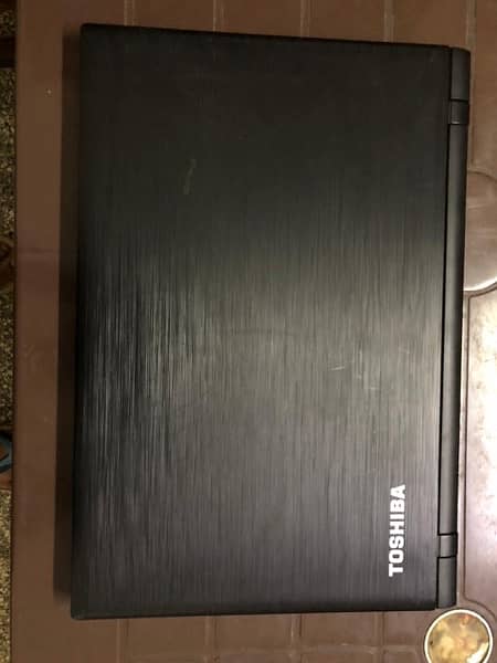 toshiba leptop Satellite i3 5th generation touch and type 1