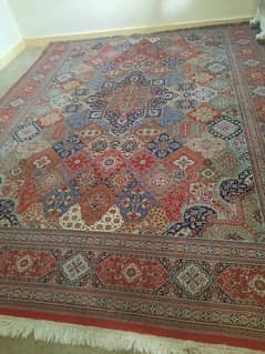 Irani carpet bilkul new urgent sell cont on watsup 03432155024