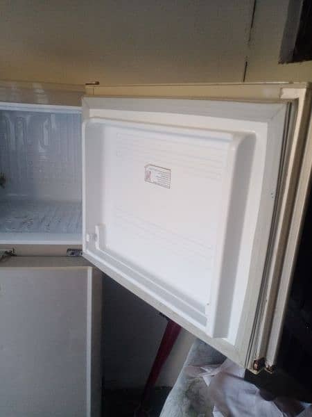 Refrigeration For Sale 10/10 Condition With Staplezer 5