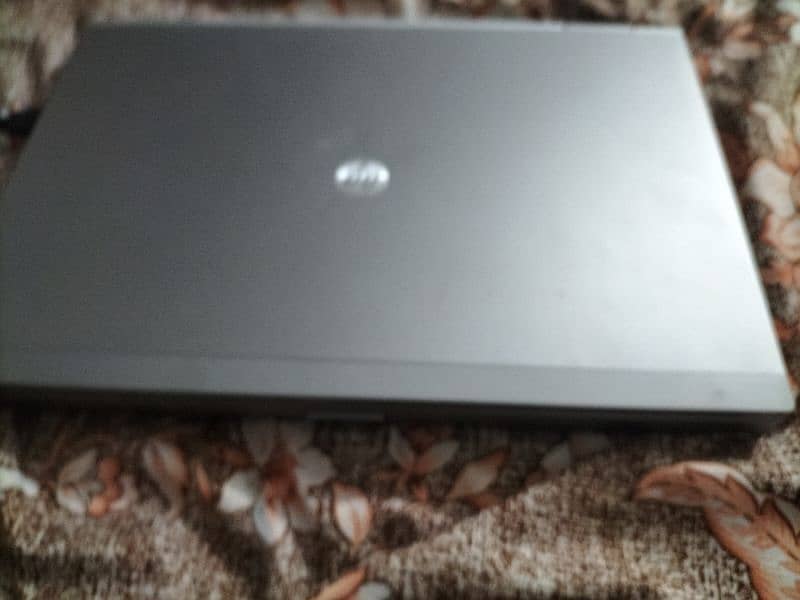hp laptop is for sale . laptop is in good condition 1