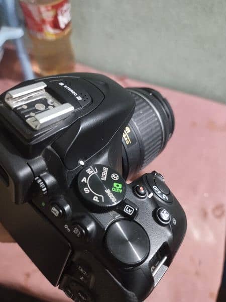 Nikon D5600 with 18- 55  & 70-300 Lens 2 Original Batteries charger 7