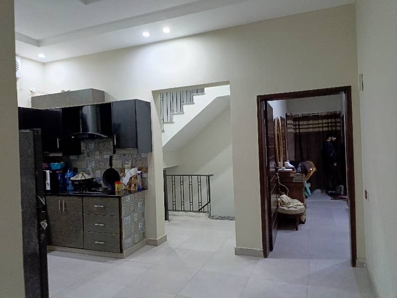 1 kanal furnish House for Rent 3
