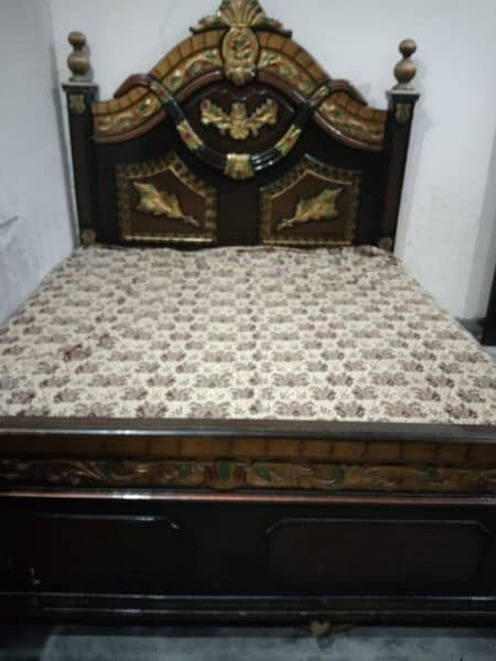 bed with dressing  good condition  only 47,500 1