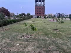 DHA RAHBAR 5 MARLA CORNER FACING WITH BIG PARK IS AVAILABLE FOR SALE 0