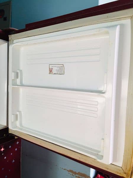 pel refrigerator good condition 0