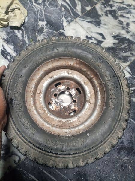 chingchi tyere rim tube 2 puncture only used 3