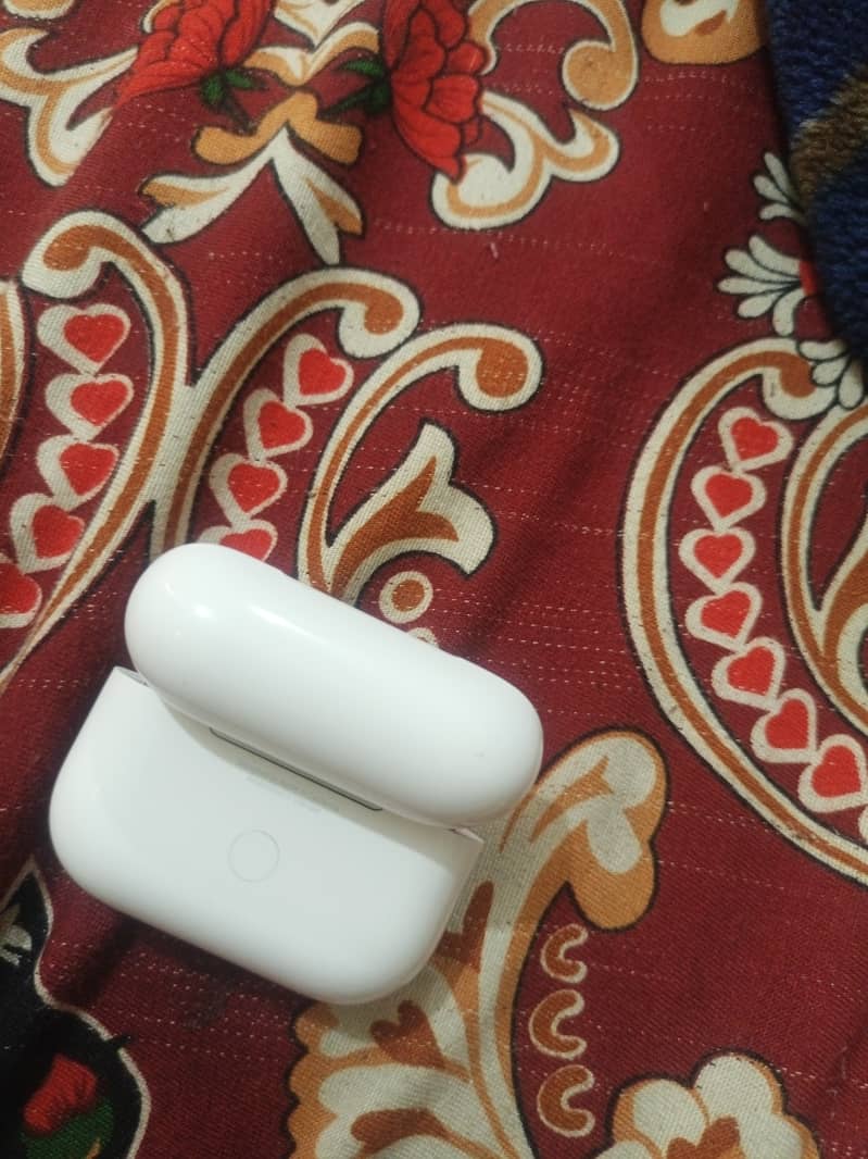 Apple airpods pro 2nd generation 4
