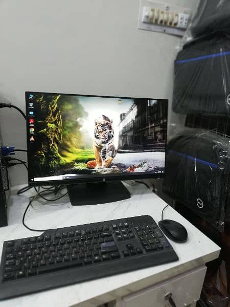 HP 23" Borderless IPS LED Monitor in Fresh Condition (A+ UAE Import) 7