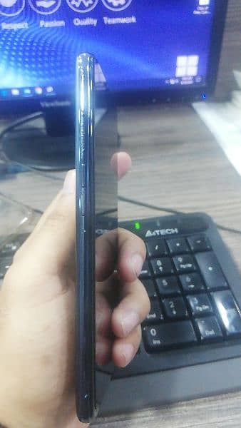 One plus 10 by 10 urgent sale 2