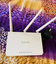 Tenda Device 10/10 With Charger