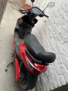Crown Yj650 Electric Scooter 0