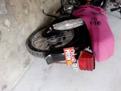unique 2016 he bike me koi km nhh he check krwa skte he