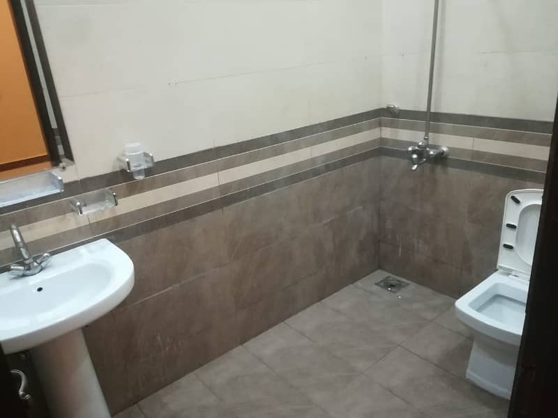Lower Portion For Rent In Formanites Housing Scheme Near DHA Phase 5 3