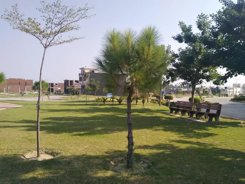 Prominently-Located Facing Park 1250 Square Feet Residential Plot Available In Faisal Town Phase 1 - Block C 23