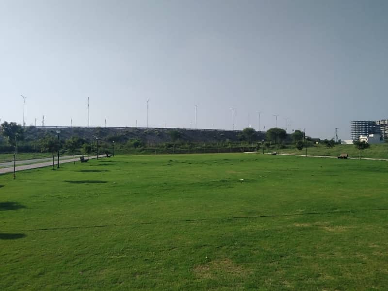 Prominently-Located Facing Park 1250 Square Feet Residential Plot Available In Faisal Town Phase 1 - Block C 27