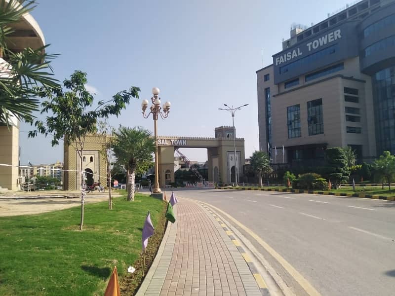 Prime Location Ideal Commercial Plot For sale In Faisal Town Phase 1 - Block B 5