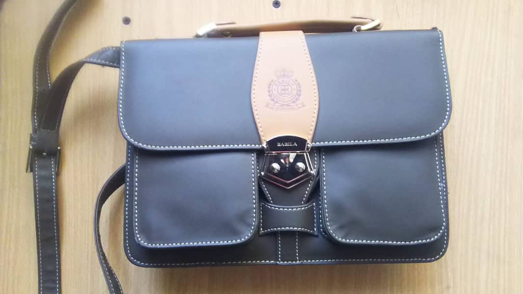 Ladies handbag brand new imported from Kuwait 4