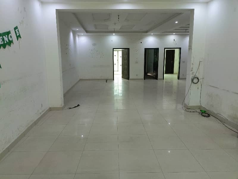 10,Marla Beautiful Ground Floor Hall+2, Rooms Available for office use in johar Town near Emporium mall 1