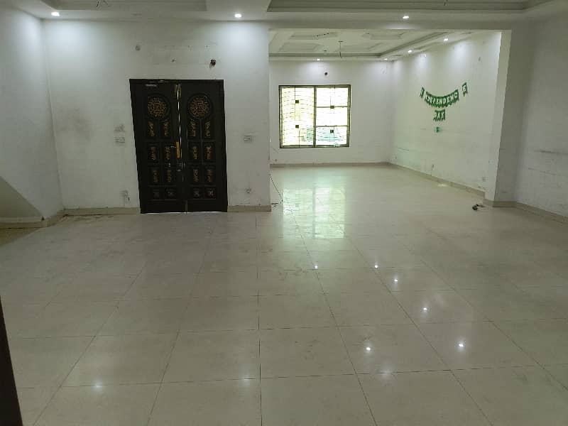 10,Marla Beautiful Ground Floor Hall+2, Rooms Available for office use in johar Town near Emporium mall 5