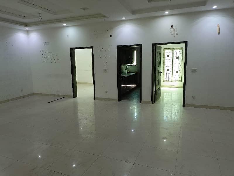 10,Marla Beautiful Ground Floor Hall+2, Rooms Available for office use in johar Town near Emporium mall 6