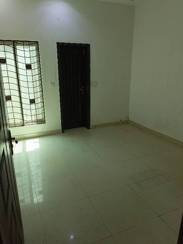 10,Marla Beautiful Ground Floor Hall+2, Rooms Available for office use in johar Town near Emporium mall 7