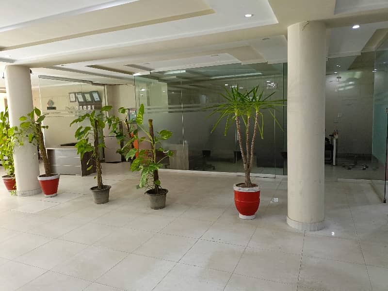 13,Marla Commercial Ground Floor Hall Available For Rent Near Shoukat Khanam Hospital 7